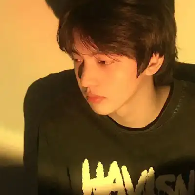 黄莉颖